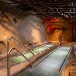 Couples treatment rooms, body treatments, hydrotherapy, body wraps