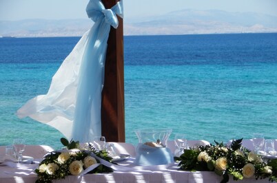 Irides Luxury Studios & Apartments