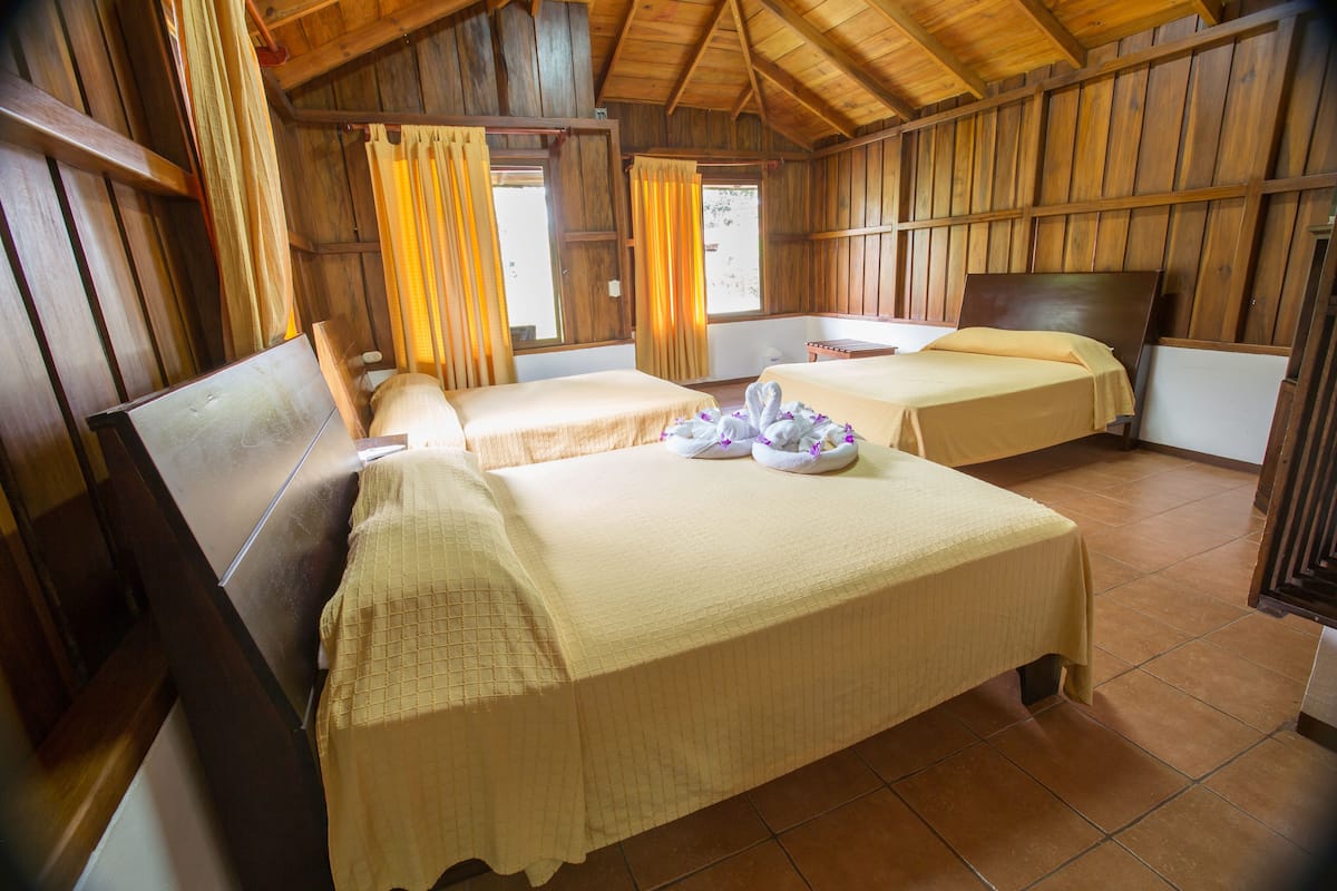 Bungalow Keluarga, 1 kamar tidur, pemandangan gunung | Brankas