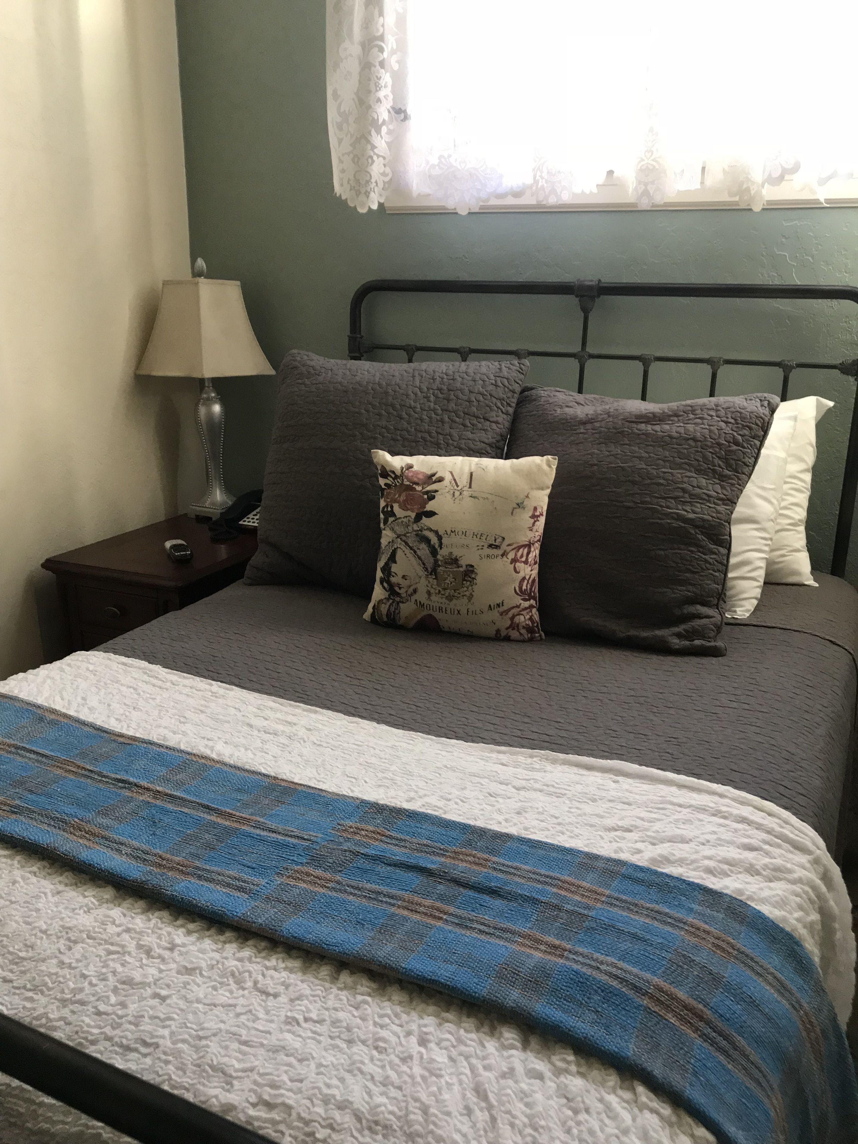 basic room, 1 double bed | 1 bedroom, individually decorated, free wifi, bed sheets