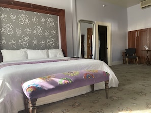 Singola Deluxe, 1 camera da letto | 1 camera, con stile personalizzato, Wi-Fi gratuito, lenzuola