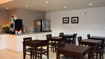 Desayuno continental incluido todos los días