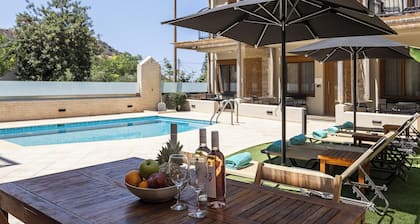 Pantheon Villas & Suites