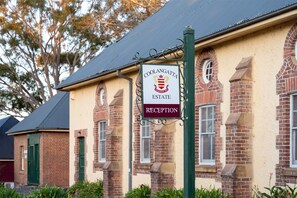 A reception sign for Coolangatta Estate. - Coolangatta Estate (Coolangatta)