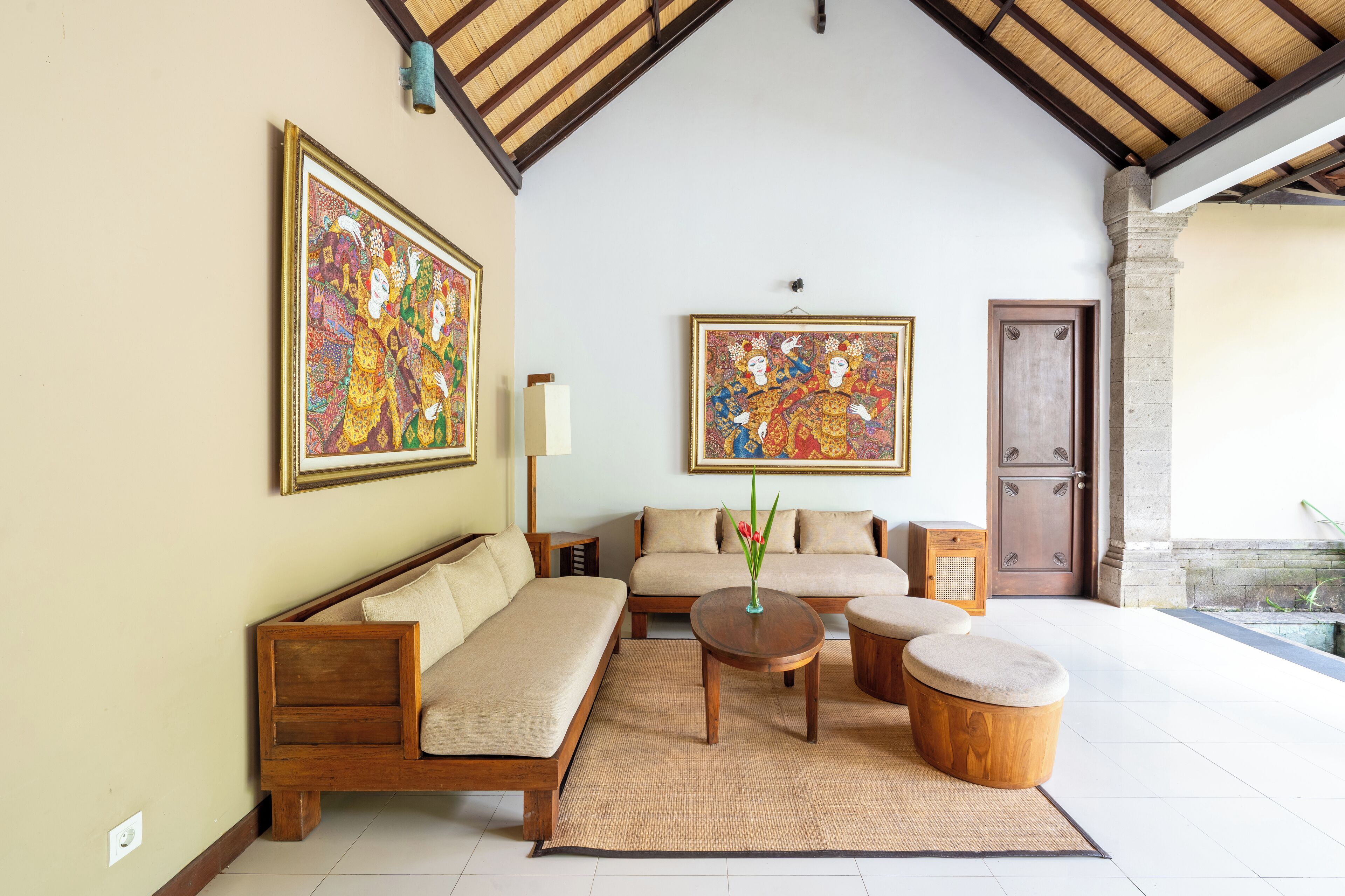 villa, 2 bedrooms, private pool, valley view | living area | 32-inch flat-screen tv with satellite channels, tv