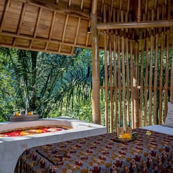 Couples treatment room(s), sauna, hot tub, body treatments, aromatherapy