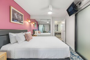 Deluxe Apartment, 1 Bedroom | In-room safe, iron/ironing board, free cots/infant beds - Club Wyndham Coffs Harbour, Trademark Collection by Wyndham (Coffs Harbour)
