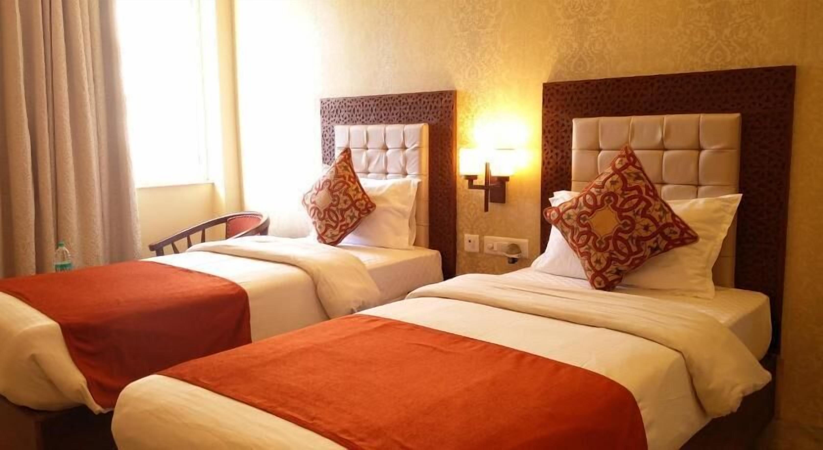 In-room safe, free WiFi, wheelchair access