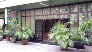 Property entrance - Jomtien Morningstar Guesthouse (Pattaya)