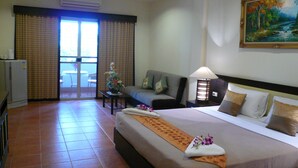 Standard Room | In-room safe, desk, blackout curtains, soundproofing - Jomtien Morningstar Guesthouse (Pattaya)