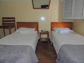 Chambre avec lits jumeaux