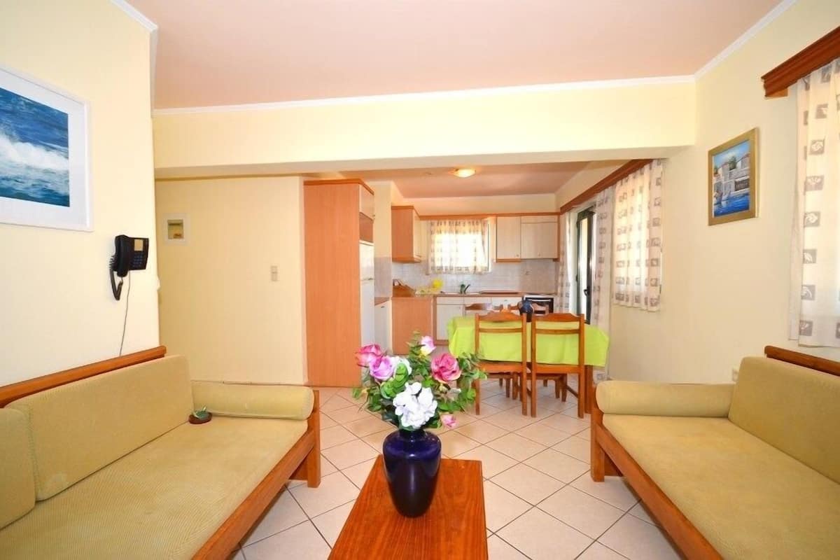 Apartment, 3 Bedrooms | Living area | TV