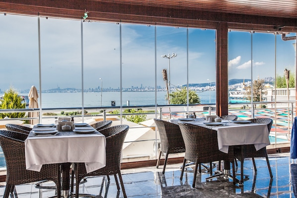 Food court - Büyükada Comfort Hotel (Adalar)