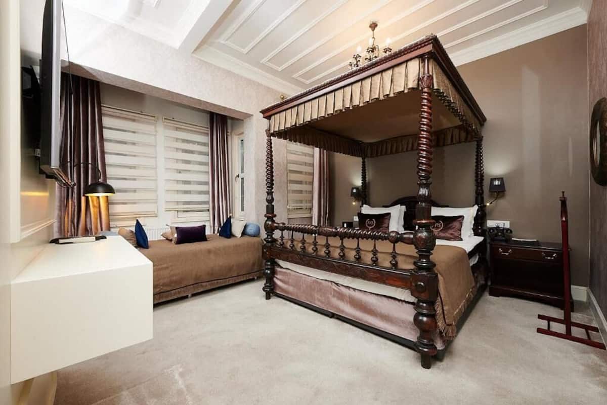Apartment, 2 Bathroom, 2 Bedroom, with Elevator | 2 間臥室、埃及棉床單、高級寢具、記憶床墊