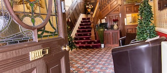 Trivelles Park Hotel