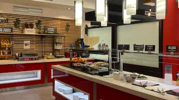Päivittäinen buffetaamiainen maksusta