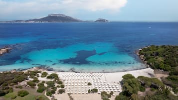 Plage privée, sable blanc, navette gratuite vers la plage