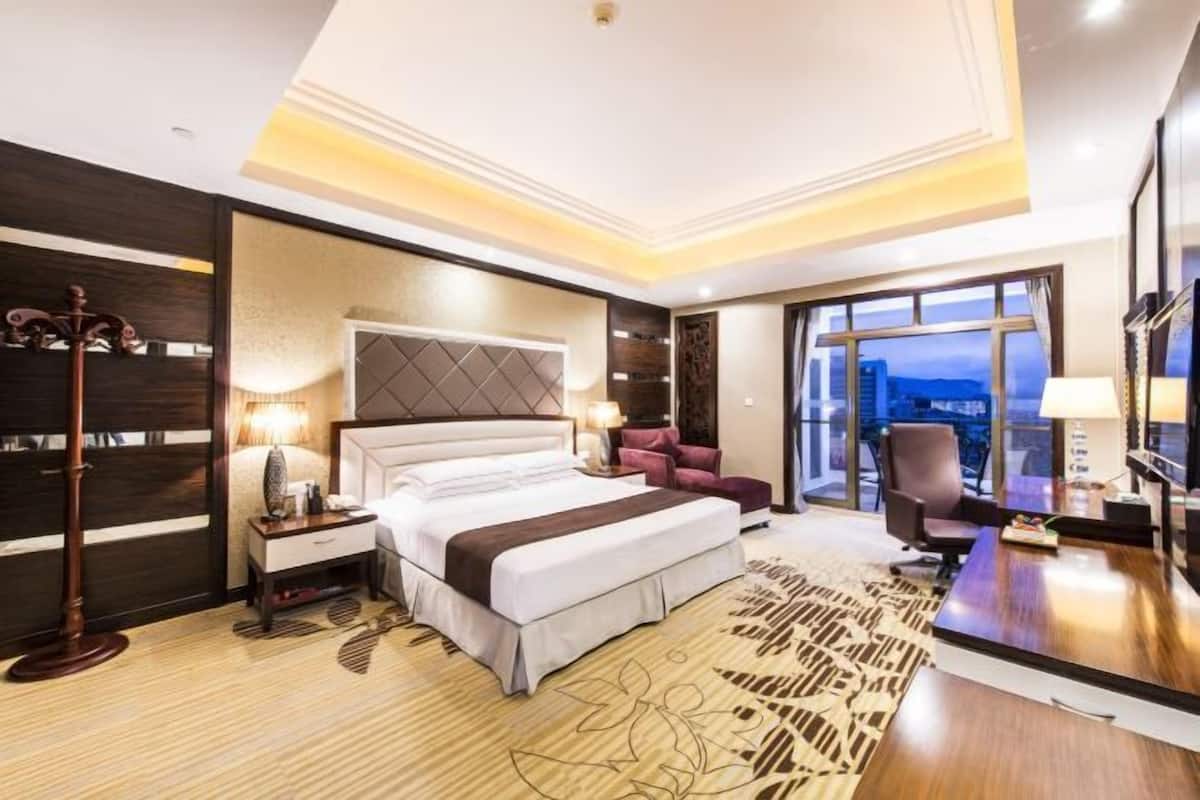 In-room safe, desk, blackout drapes, iron/ironing board