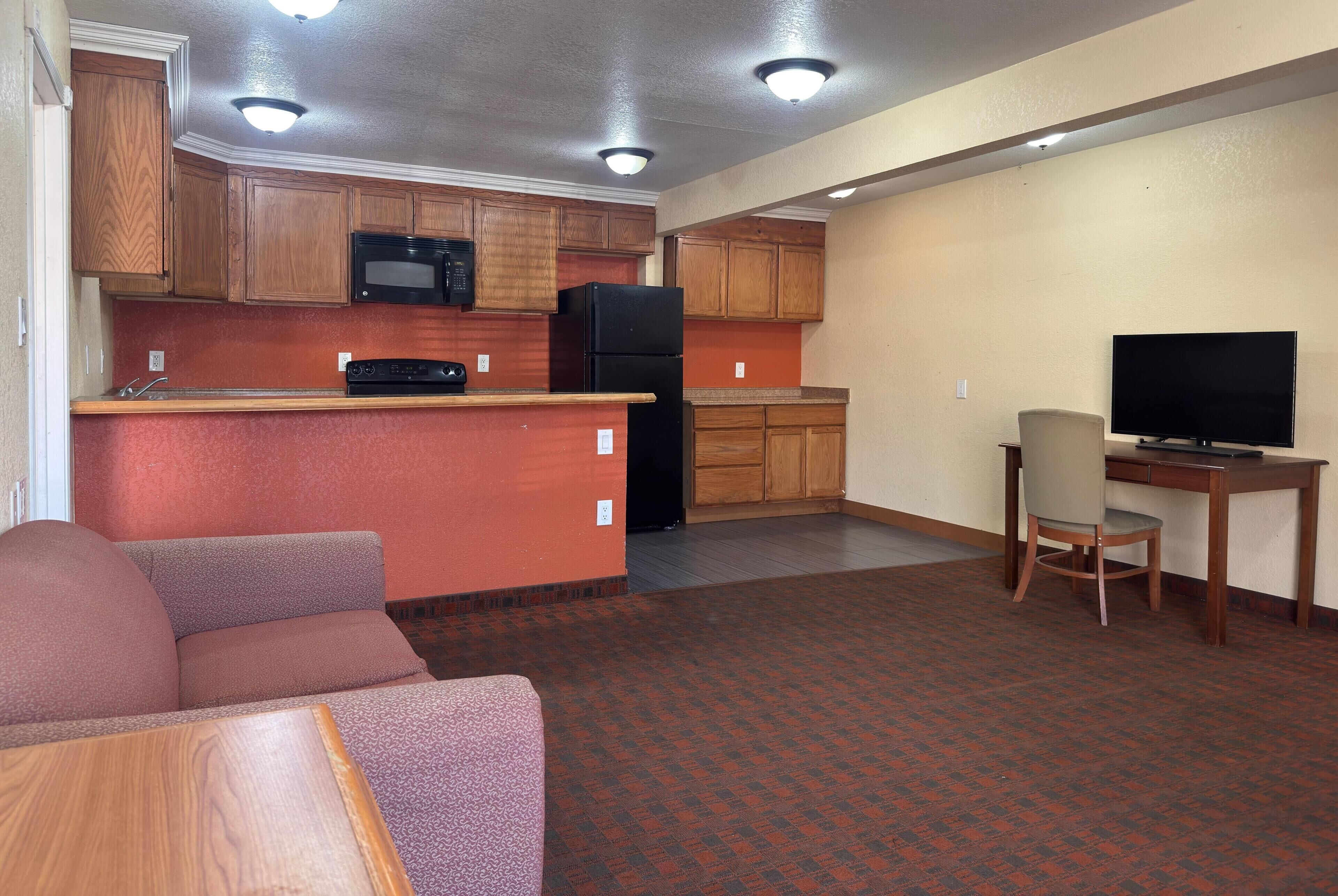 Suite, 1 slaapkamer, niet-roken (1 King Bed) | Een bureau, gratis wifi, een wekker