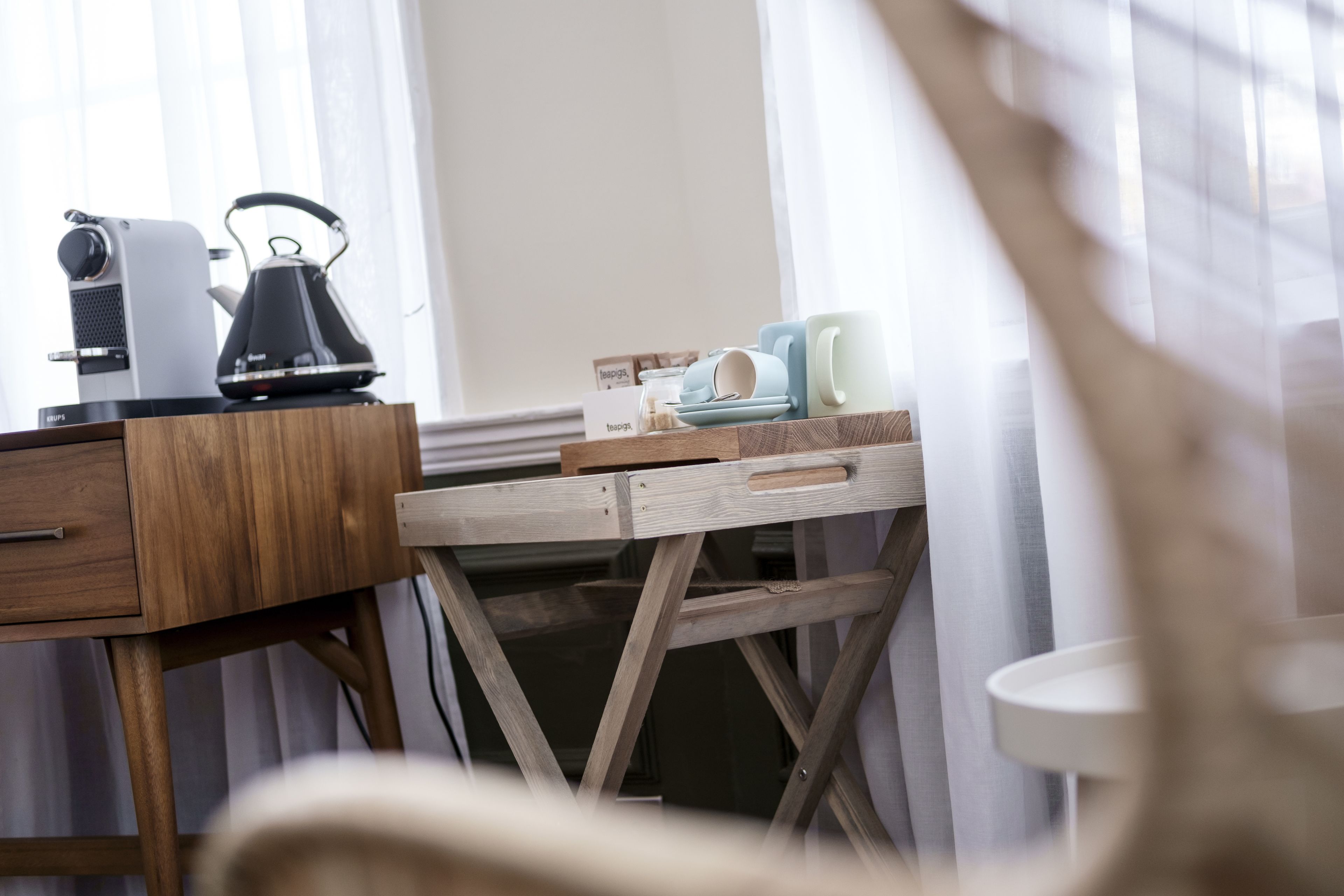 indulgence room | desk, iron/ironing board, free wifi, bed sheets