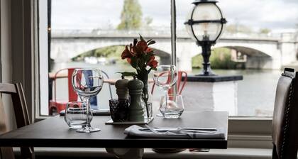 The Swan Hotel
