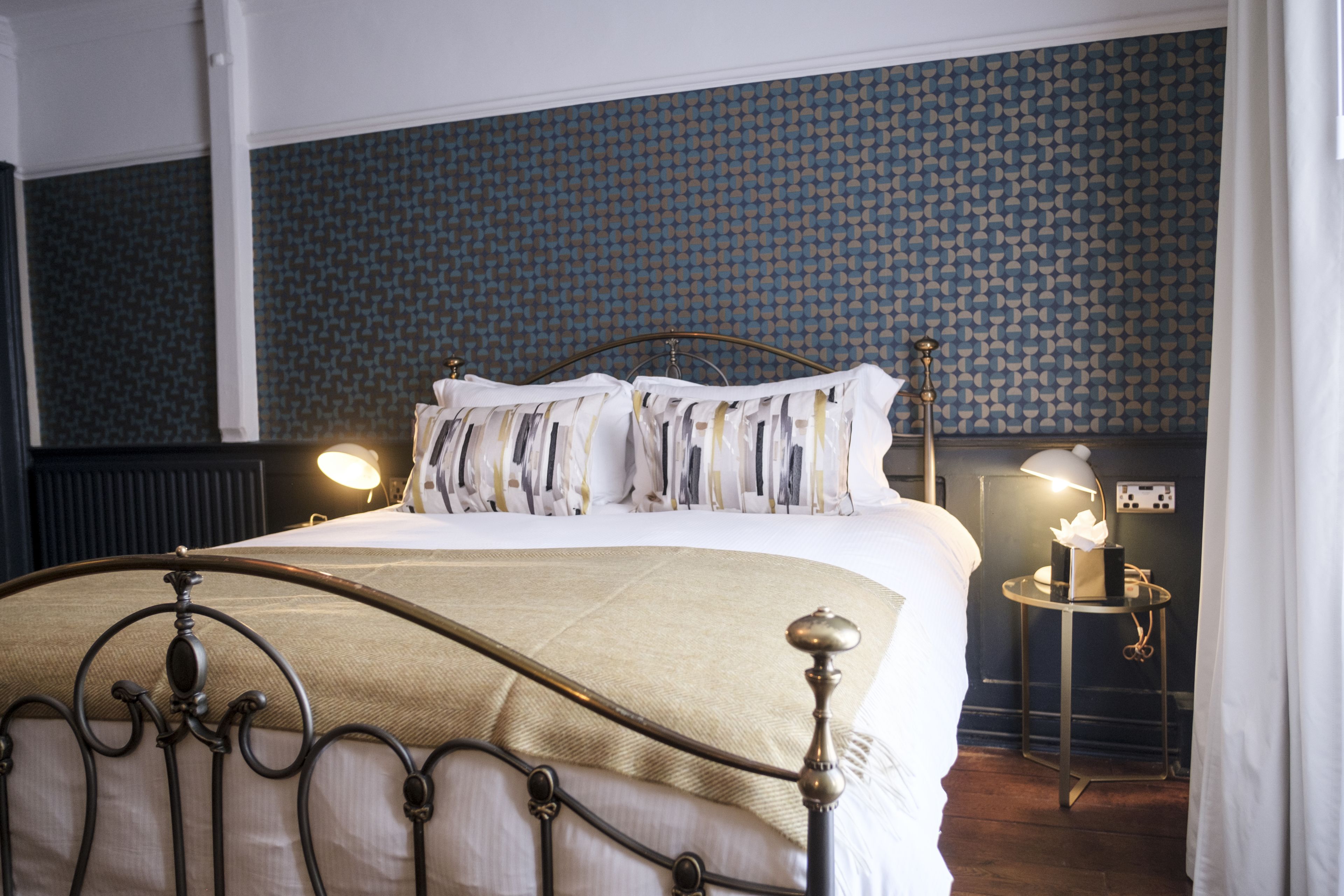 comfort room | desk, iron/ironing board, free wifi, bed sheets