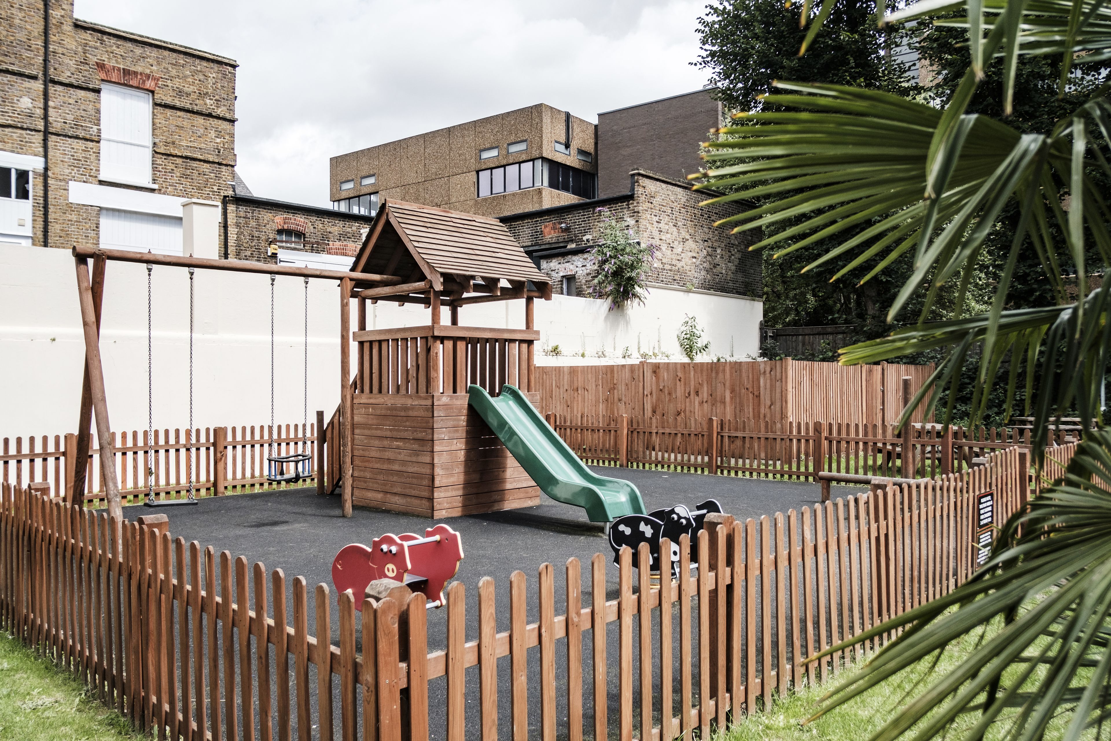 children’s play area – outdoor
