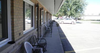 Aquarius Motel