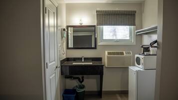 Double Room, 2 Queen Beds (Ground and 2nd Floor) | Living area
