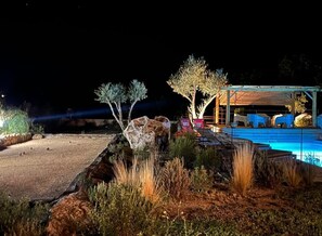 Outdoor pool, a heated pool
