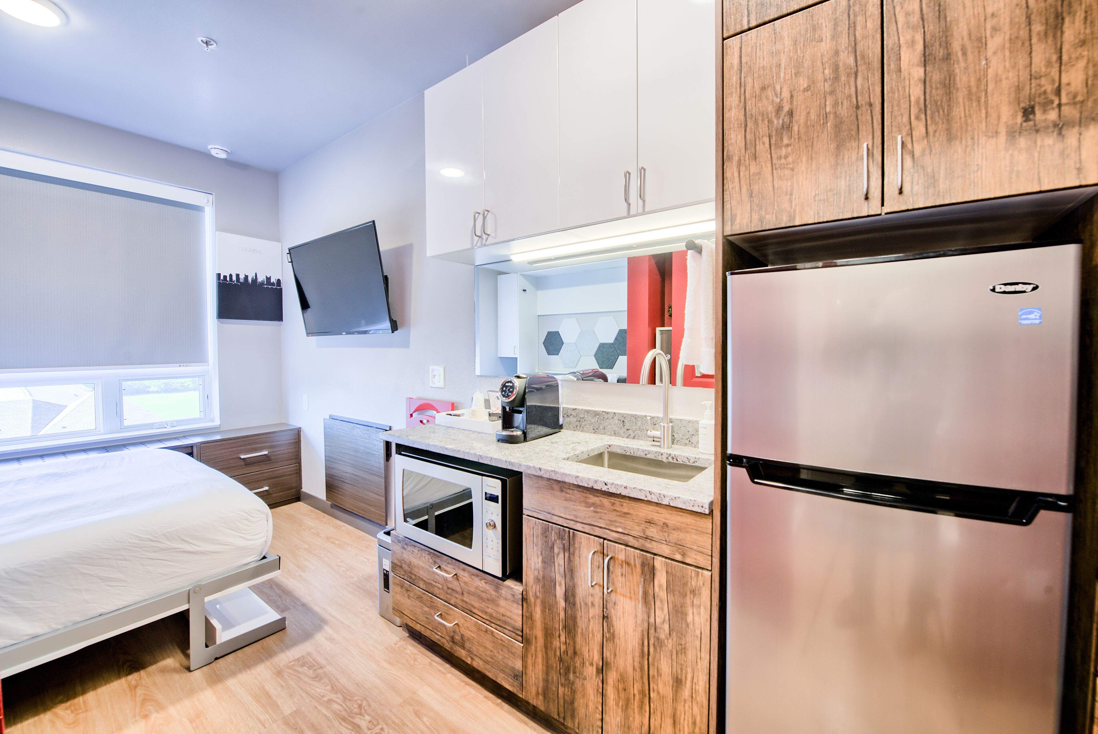 standard room | private kitchen | fridge, microwave, coffee/tea maker