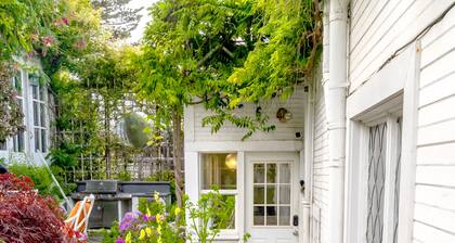 CASABLANCA- Grand Edwardian View Home
