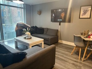 Télévision, espaces bureaux