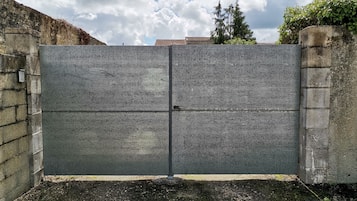 Enceinte de lâhĂ©bergement