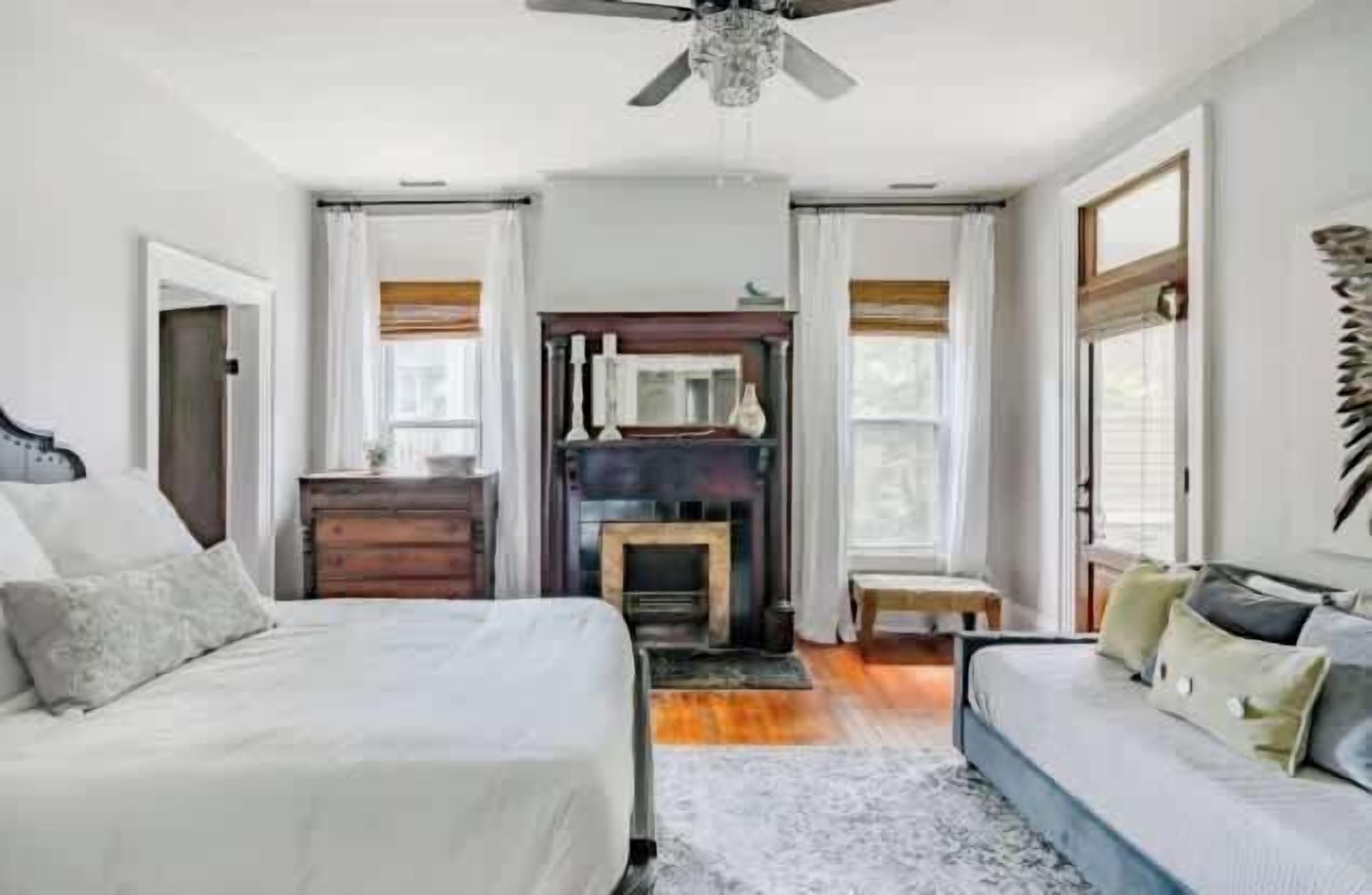 10 bedrooms, desk, iron/ironing board, free WiFi