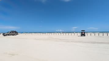 Beach nearby, sun-loungers, beach towels