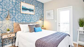 4 bedrooms, desk, iron/ironing board, free WiFi