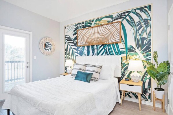 4 makuuhuonetta, työpöytä, silitysrauta/-lauta, ilmainen Wi-Fi