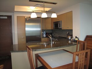 Fridge, microwave, oven, stovetop - Deluxe 2BR Condo in Waikiki! (Honolulu)