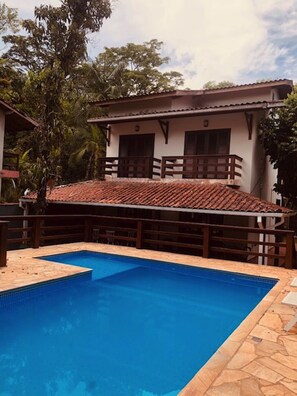 Outdoor pool - Beach House Cambury - Natureza, sol e mar (São sebastião)