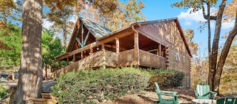 The Bears Den - Pet Friendly, Fire Pit, Kayaks!