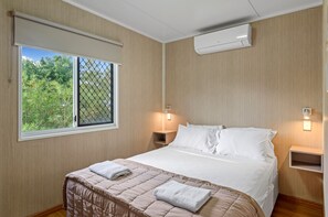 Superior huisje (Sleep 2) | Een strijkplank/strijkijzer, gratis wifi, beddengoed