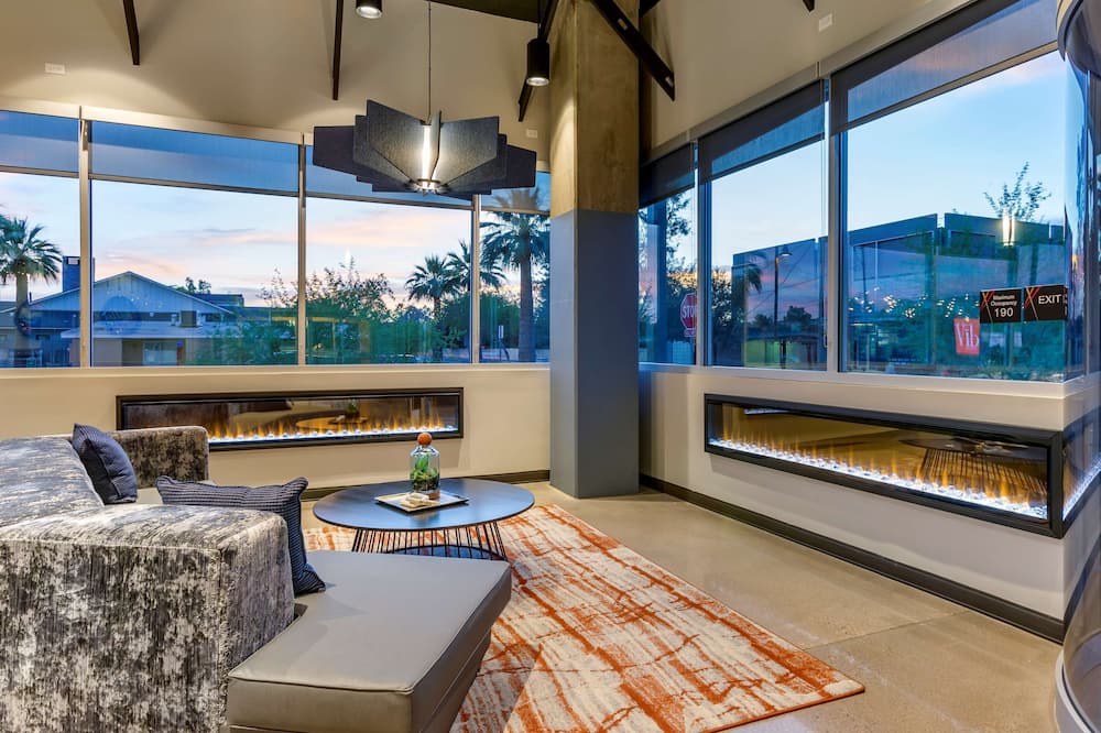 Vīb Hotel by Best Western Phoenix - Tempe