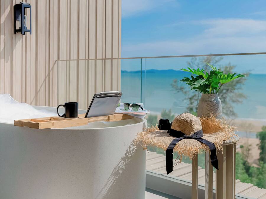 Executive Ocean