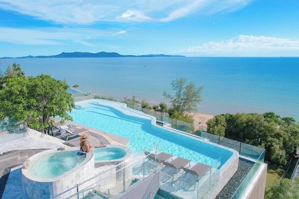 Bayphere Hotel Pattaya JC