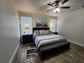 3 bedrooms, desk, iron/ironing board, free WiFi