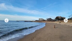 Beach nearby - Available July 1, 2025 2 week or monthly. (Madison)