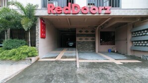 Exterior - RedDoorz Plus at Canley Residential (Pasig)
