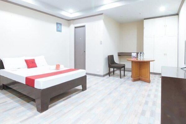 Room - RedDoorz Plus at Canley Residential (Pasig)
