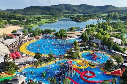 Gingko Lake Resort Hotel Villa